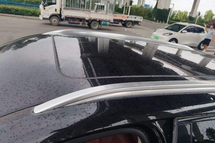 Used Wey VV7 2017 2.0T Flagship Model Roof