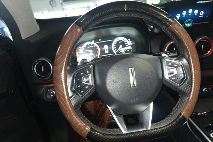Used Wey VV7 2017 2.0T Flagship Model Steering Wheel