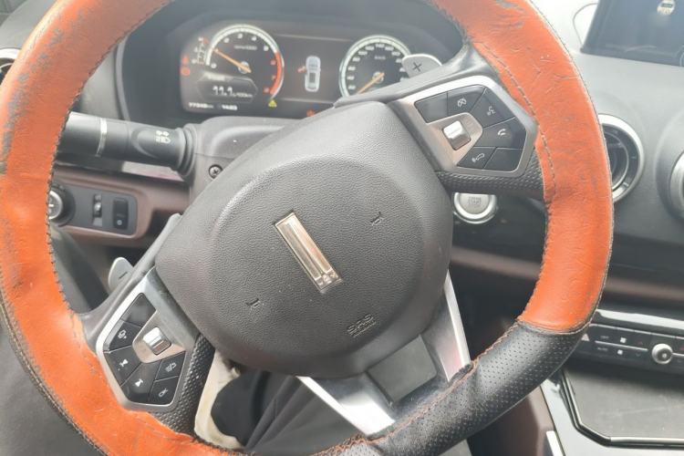 Used Wey VV7 2017 2.0T Flagship Model Steering Wheel