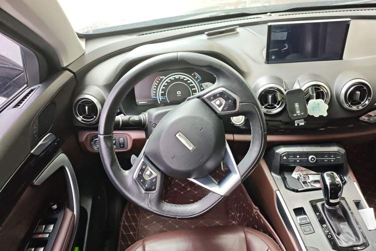 Used Wey VV7 2017 2.0T Flagship Model Steering Wheel