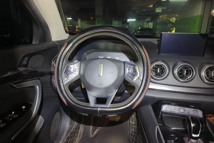 Used Wey VV7 2017 2.0T Luxury Model Steering Wheel