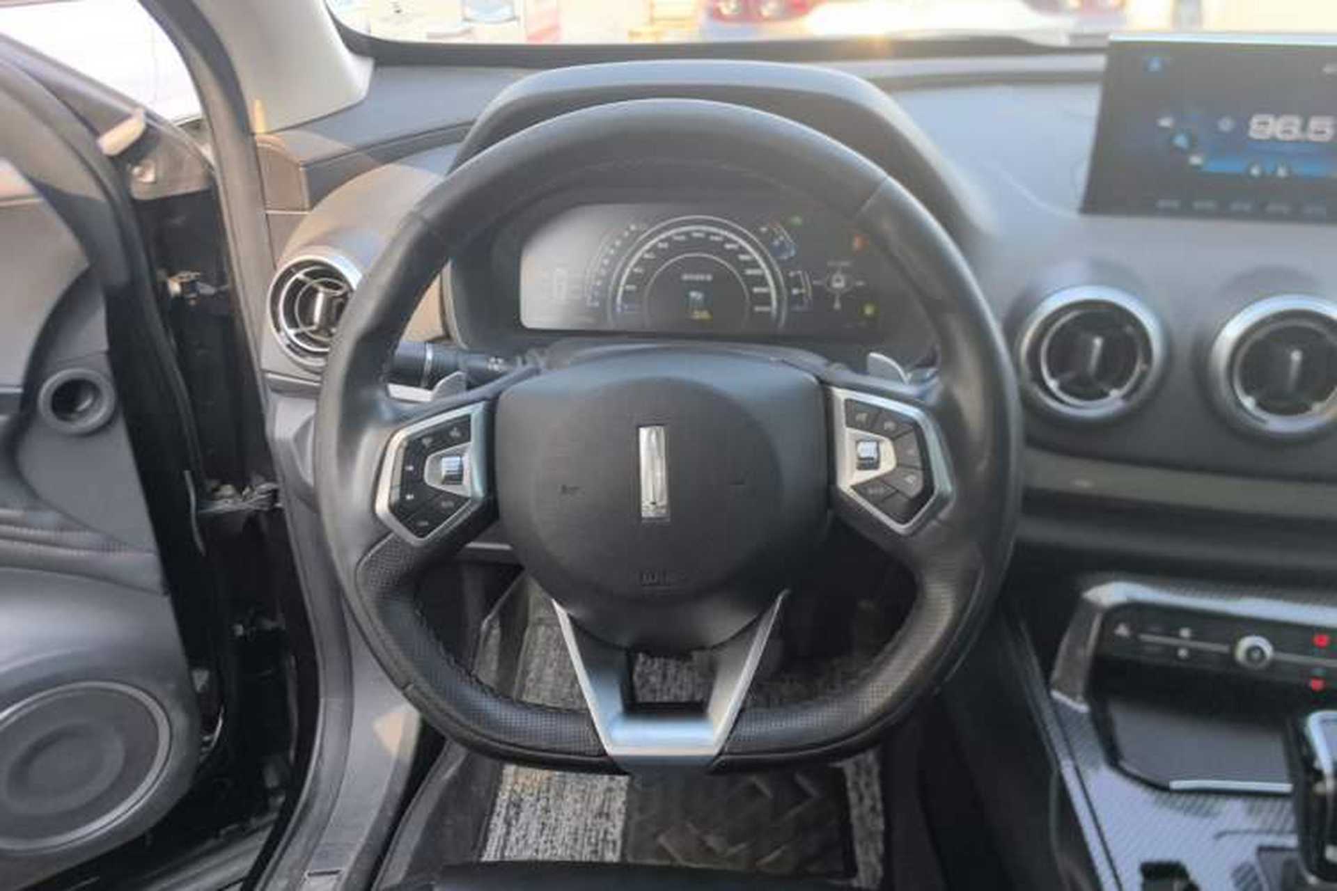 Used Wey VV7 2017 2.0T Ultra-Luxury Version Steering Wheel