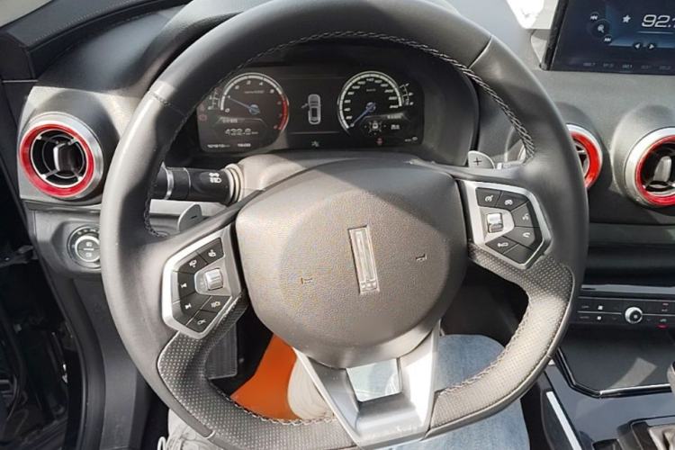 Used Wey VV7 2017 2.0T Ultra-Luxury Version Steering Wheel