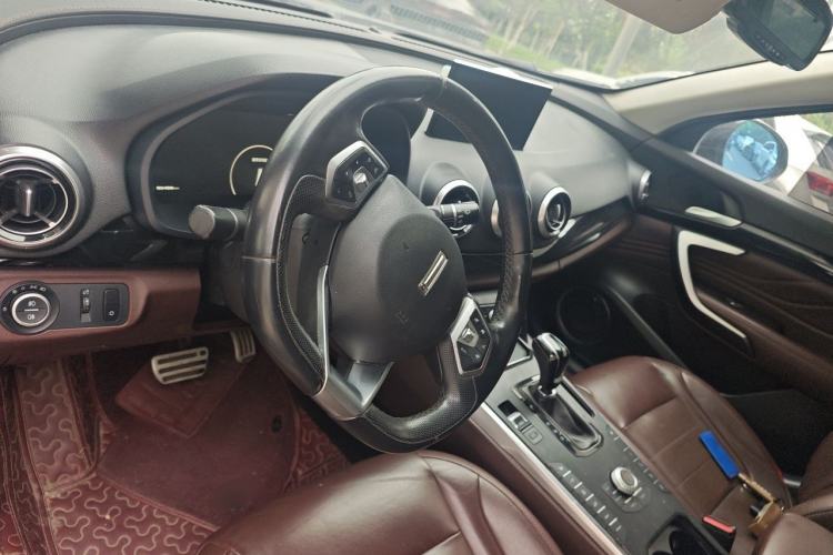 Used Wey VV7 2017 2.0T Flagship Model Steering Wheel