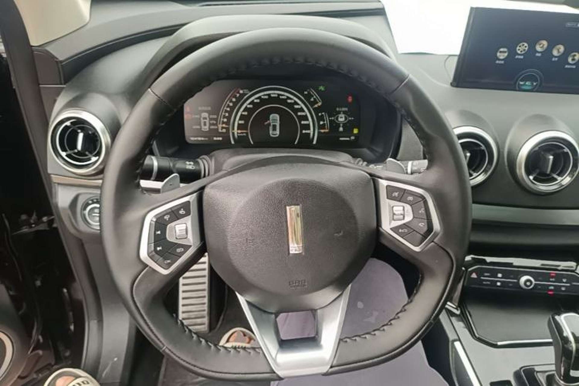 Used Wey VV7 2017 2.0T Flagship Model Steering Wheel