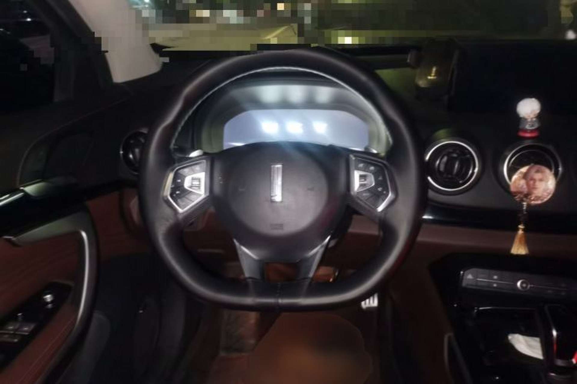 Used Wey VV7 2017 2.0T Flagship Model Steering Wheel