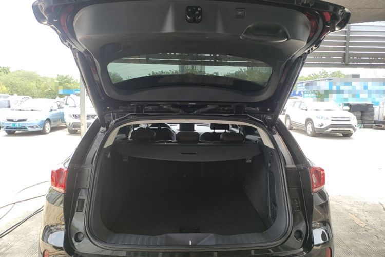 Used Wey VV7 2017 2.0T Ultra-Luxury Version Trunk