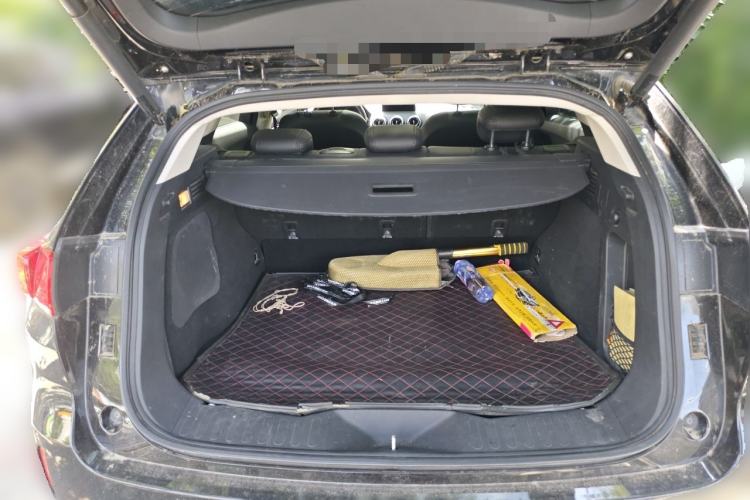 Used Wey VV7 2017 2.0T Ultra-Luxury Version Trunk