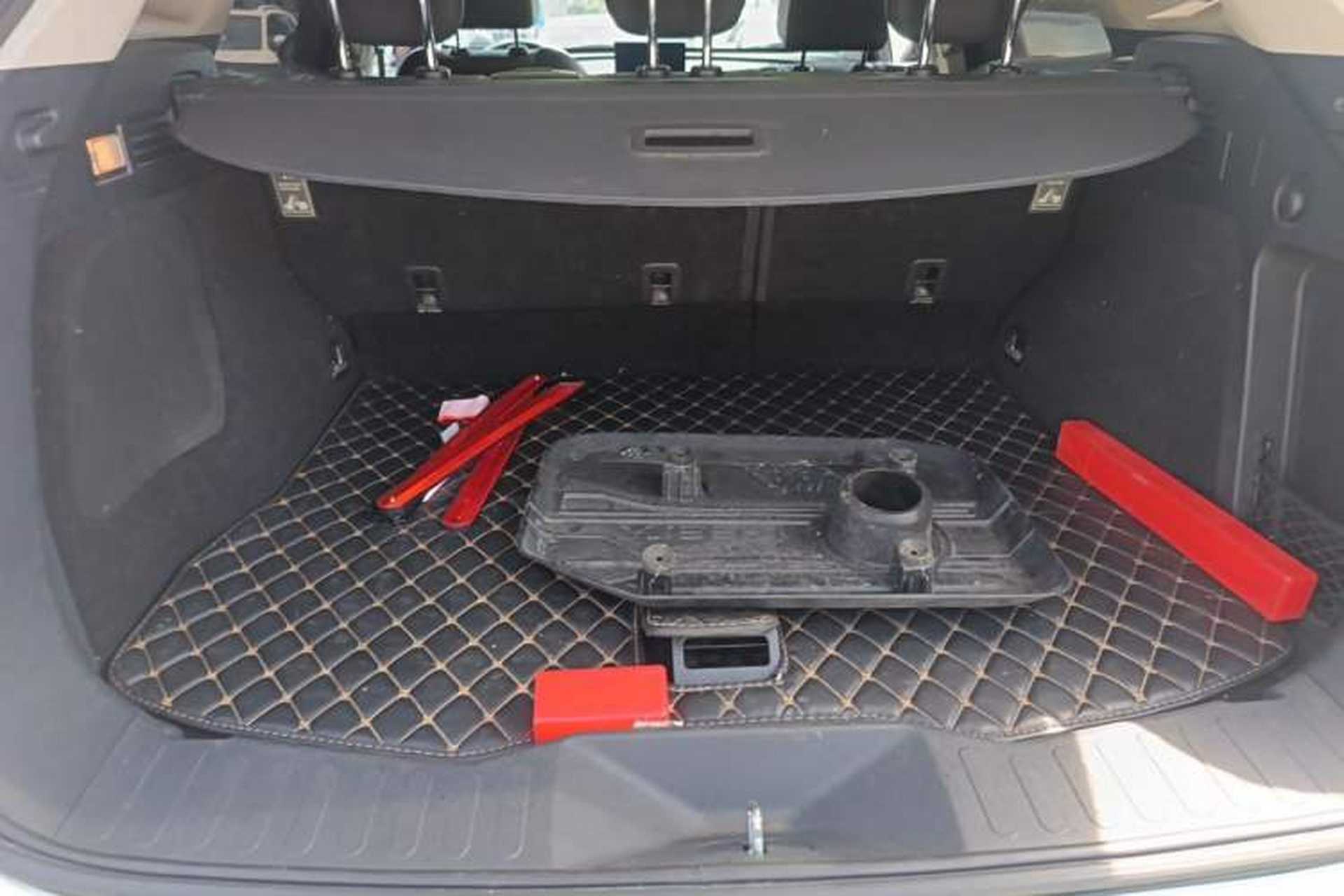 Used Wey VV7 2017 2.0T Luxury Model Trunk
