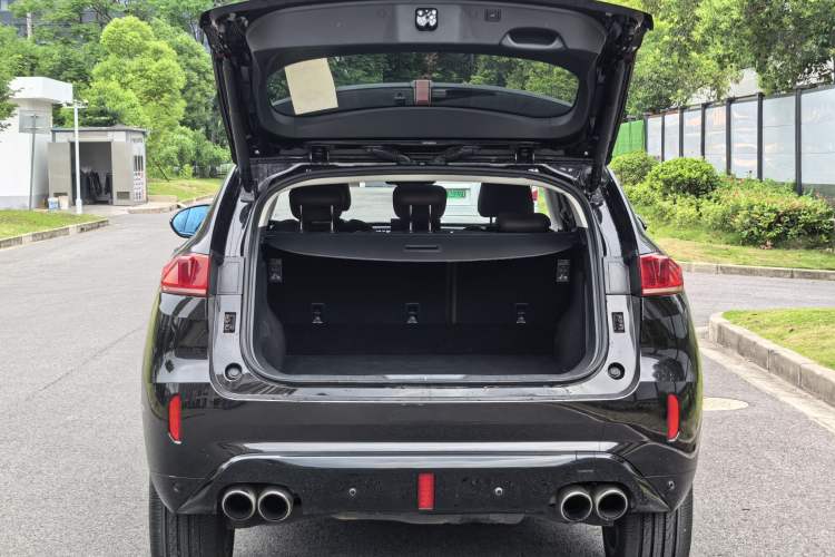 Used Wey VV7 2017 2.0T Flagship Model Trunk
