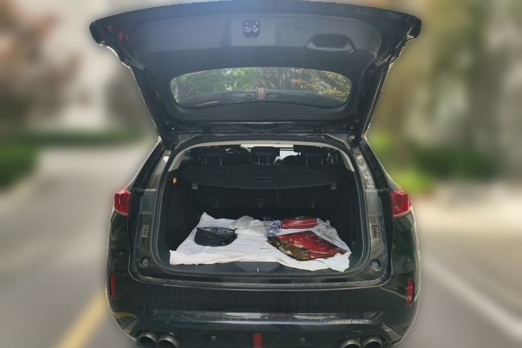Used Wey VV7 2017 2.0T Flagship Model Trunk