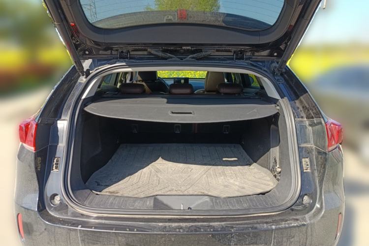 Used Wey VV7 2017 2.0T Ultra-Luxury Version Trunk