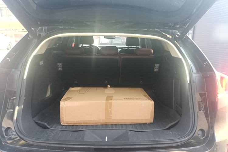 Used Wey VV7 2017 2.0T Flagship Model Trunk