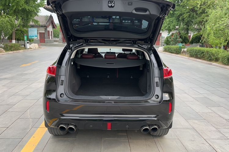 Used Wey VV7 2017 2.0T Flagship Model Trunk