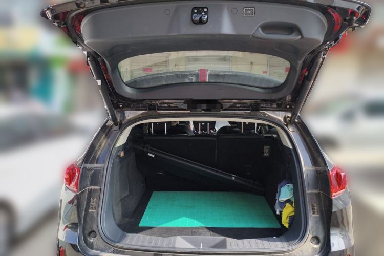 Used Wey VV7 2017 2.0T Ultra-Luxury Version Trunk