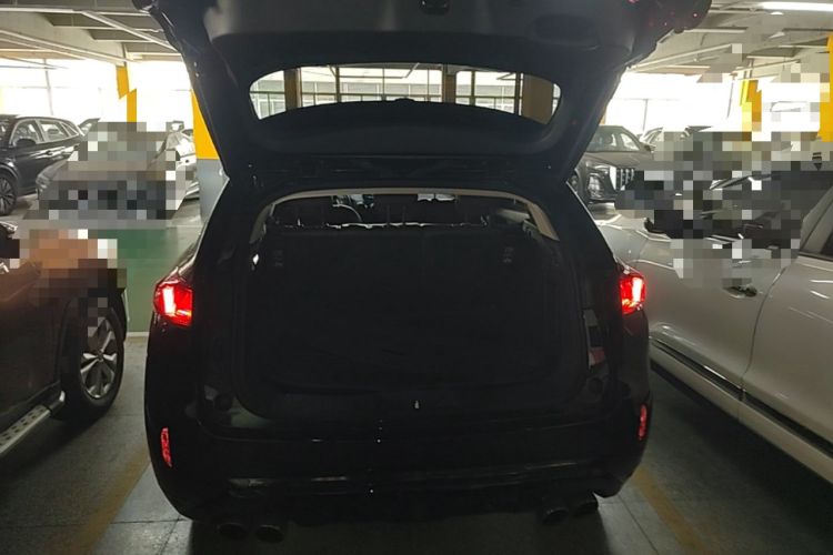 Used Wey VV7 2017 2.0T Flagship Model Trunk