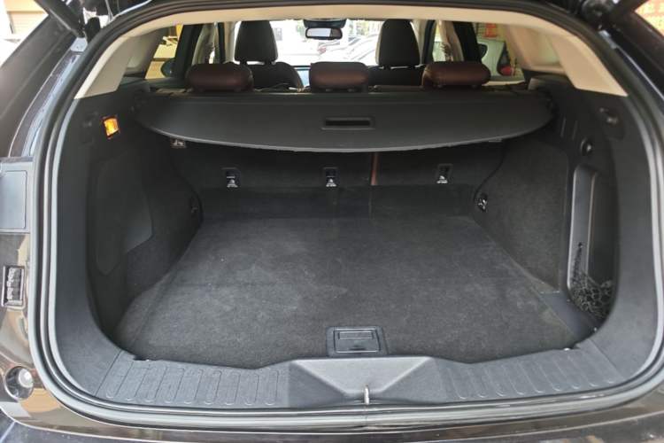 Used Wey VV7 2017 2.0T Flagship Model Trunk