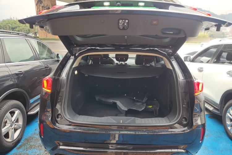 Used Wey VV7 2017 2.0T Ultra-Luxury Version Trunk