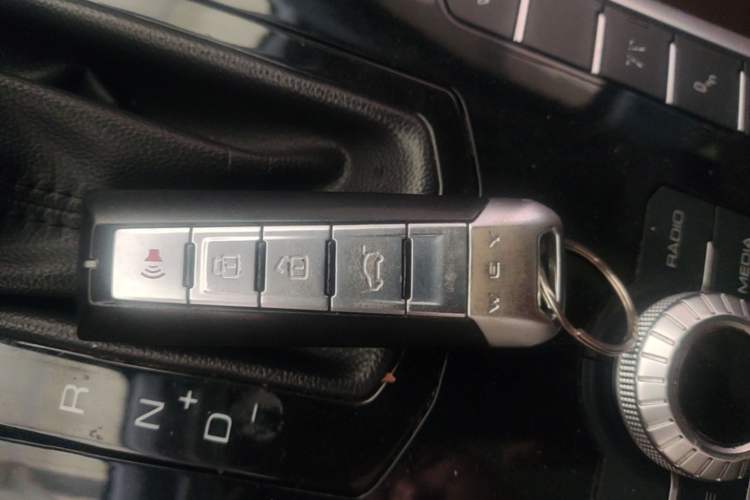 Used Wey VV7 2017 2.0T Flagship Model Vehicle Key