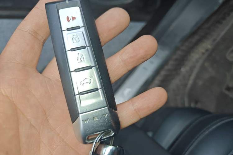Used Wey VV7 2017 2.0T Flagship Model Vehicle Key