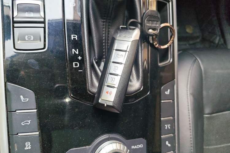 Used Wey VV7 2017 2.0T Flagship Model Vehicle Key