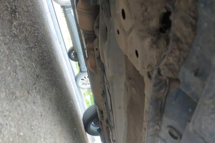 Used Wey VV7 2017 2.0T Flagship Model Chassis Front Left