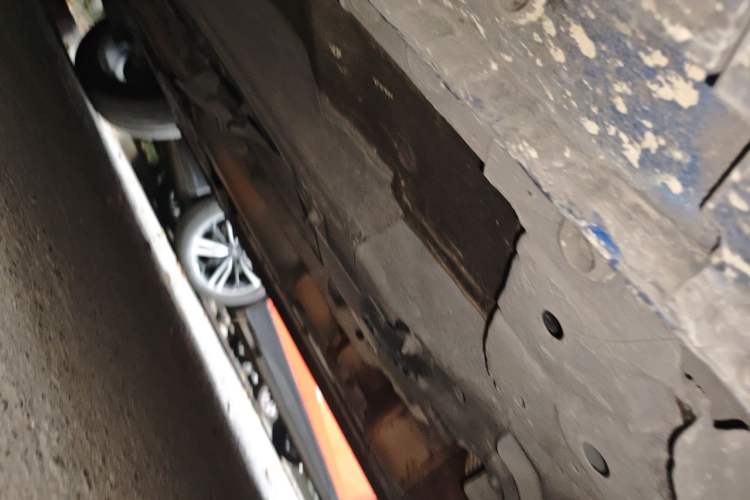 Used Wey VV7 2017 2.0T Flagship Model Chassis Front Right