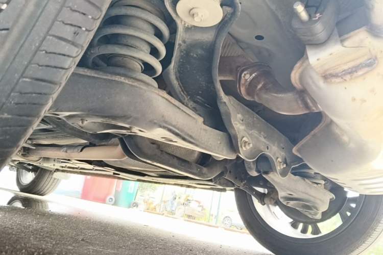 Used Wey VV7 2017 2.0T Flagship Model Chassis Rear Left