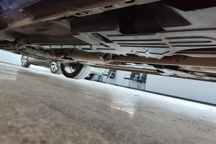 Used Wey VV7 2017 2.0T Flagship Model Chassis Rear Left