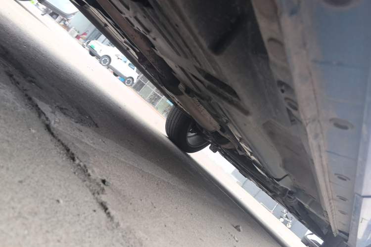 Used Wey VV7 2017 2.0T Flagship Model Chassis Rear Right