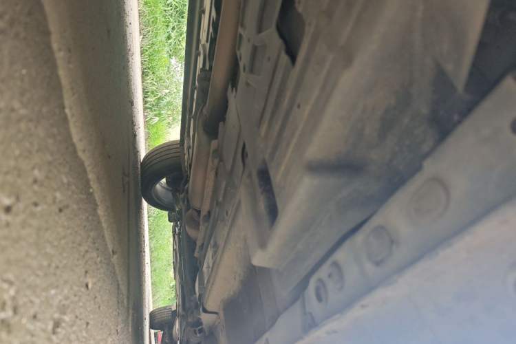 Used Wey VV7 2017 2.0T Flagship Model Chassis Rear Right