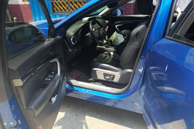 Used Wey VV7 2017 2.0T Luxury Model Driver Seat