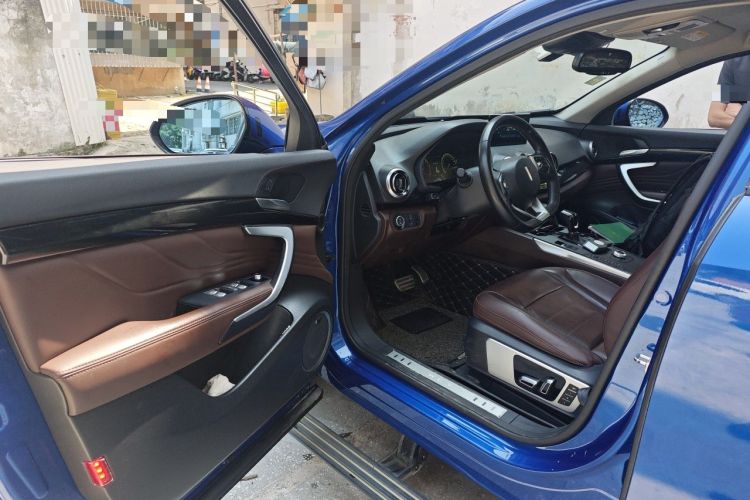 Used Wey VV7 2017 2.0T Flagship Model Driver Seat
