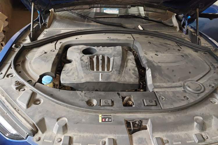 Used Wey VV7 2017 2.0T Ultra-Luxury Version Engine Bay