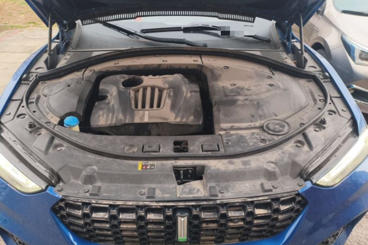 Used Wey VV7 2017 2.0T Flagship Model Engine Bay