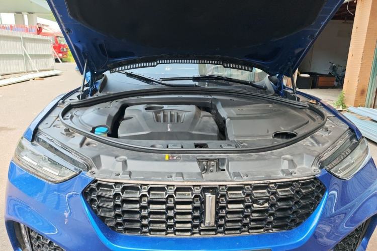 Used Wey VV7 2017 2.0T Flagship Model Engine Bay