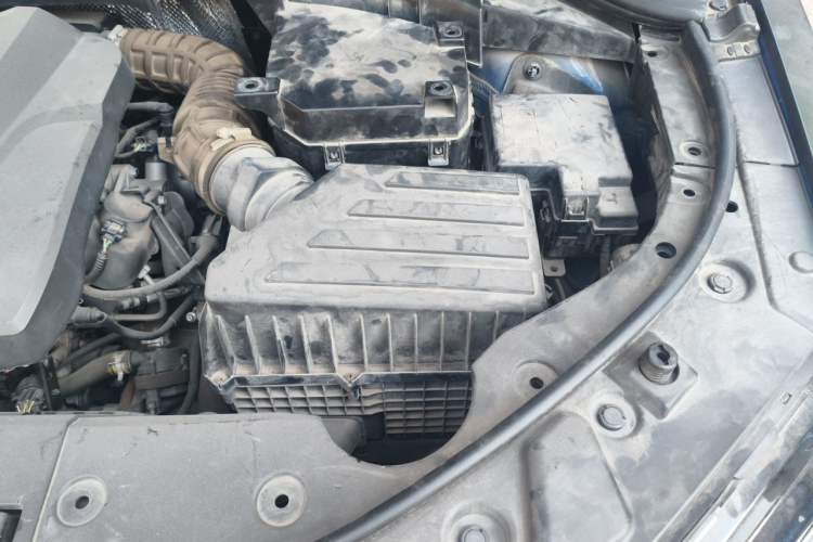 Used Wey VV7 2017 2.0T Flagship Model Engine Bay Left