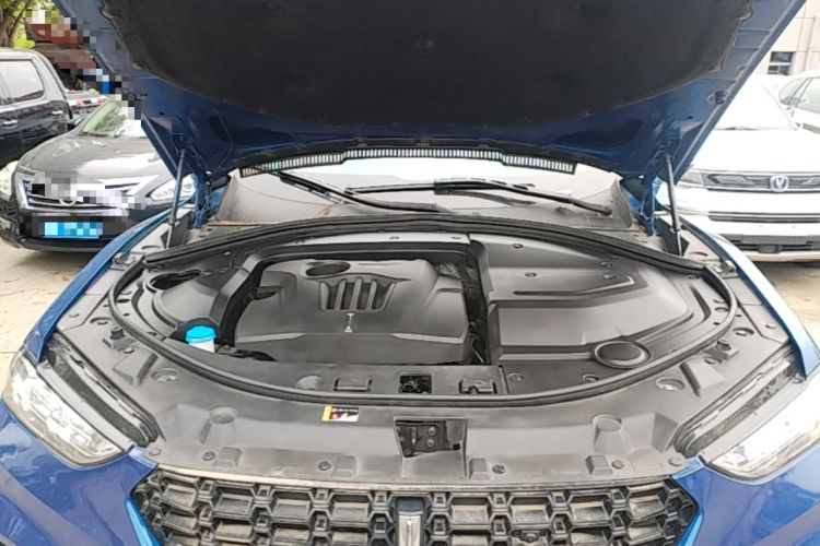 Used Wey VV7 2017 2.0T Luxury Model Engine Bay