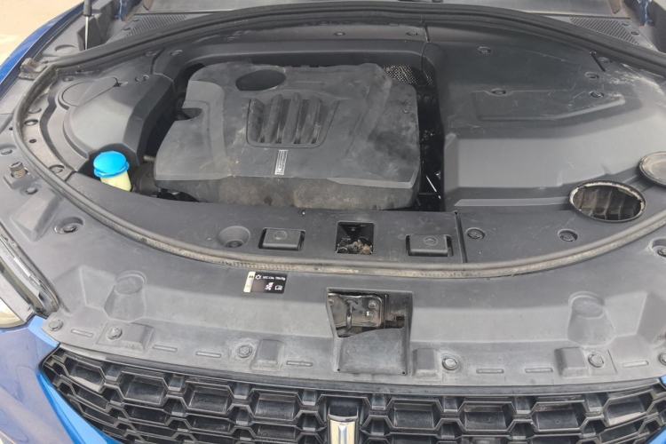 Used Wey VV7 2017 2.0T Flagship Model Engine Bay Right
