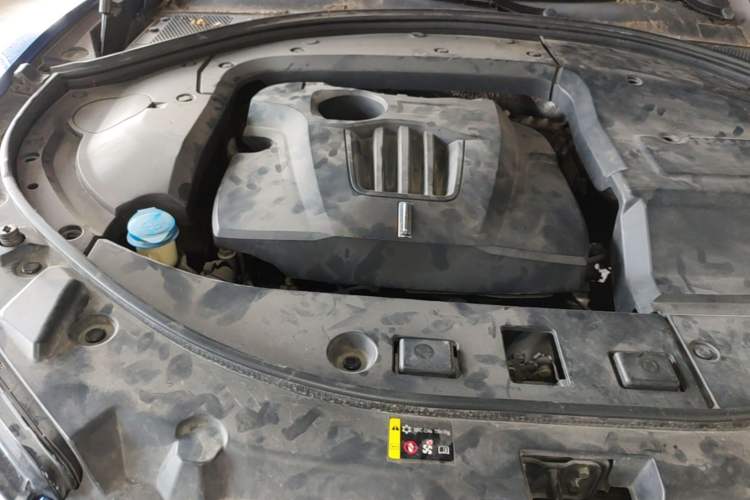 Used Wey VV7 2017 2.0T Flagship Model Engine Bay Right