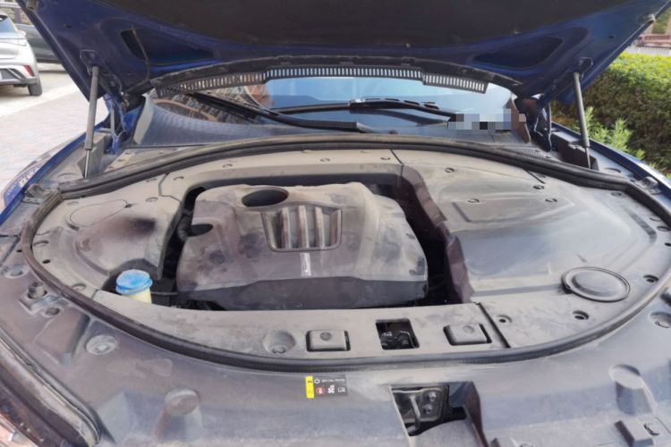 Used Wey VV7 2017 2.0T Flagship Model Engine Bay