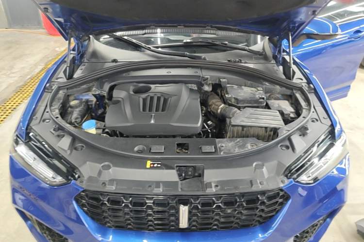 Used Wey VV7 2017 2.0T Flagship Model Engine Bay