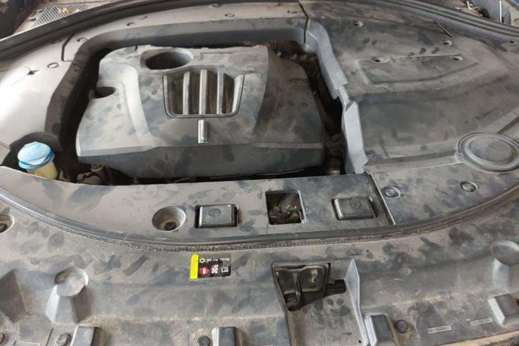 Used Wey VV7 2017 2.0T Flagship Model Engine Bay