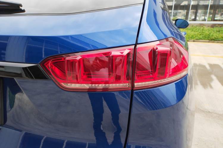 Used Wey VV7 2017 2.0T Flagship Model Exterior 3