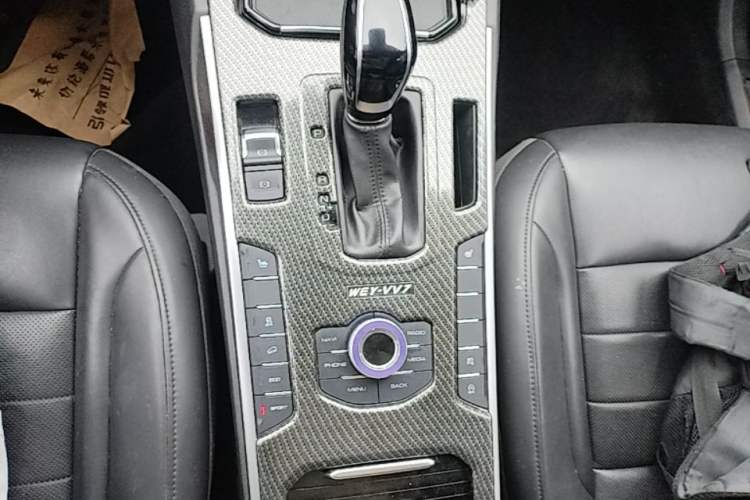 Used Wey VV7 2017 2.0T Luxury Model Gear Lever