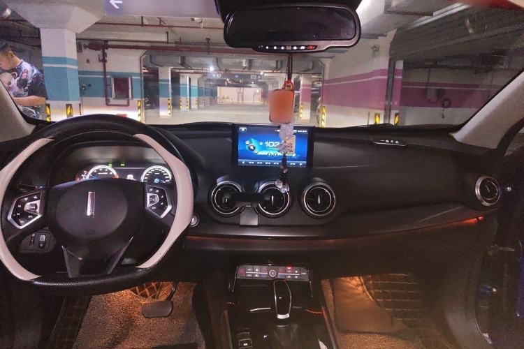 Used Wey VV7 2017 2.0T Ultra-Luxury Version Headliner