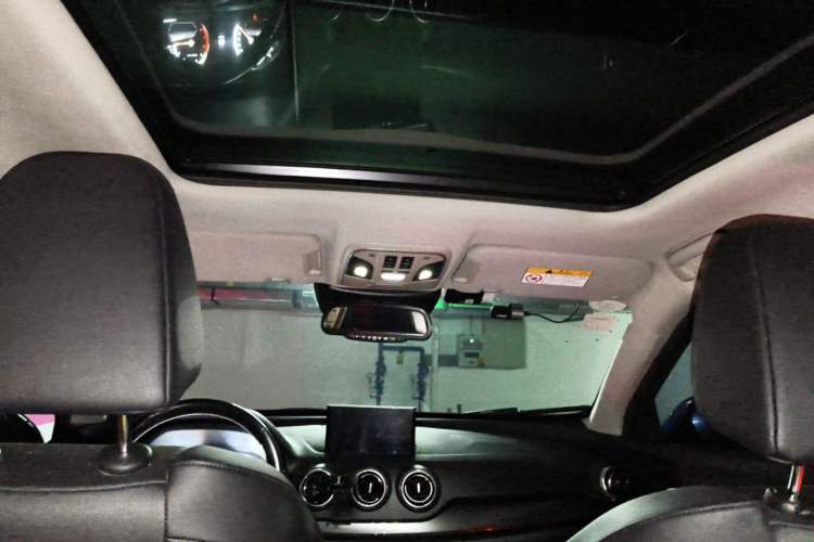 Used Wey VV7 2017 2.0T Flagship Model Headliner