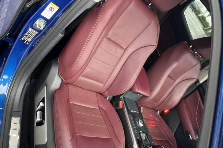 Used Wey VV7 2017 2.0T Flagship Model Interior 1