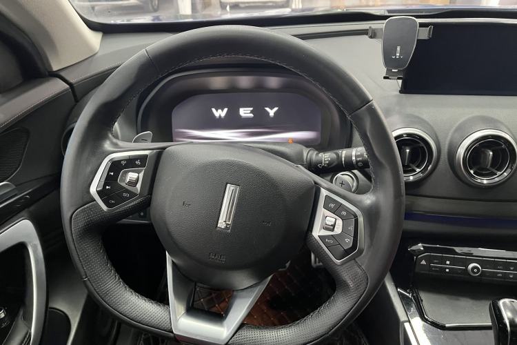 Used Wey VV7 2017 2.0T Flagship Model Interior 1