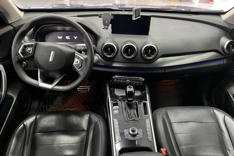 Used Wey VV7 2017 2.0T Flagship Model Interior 2